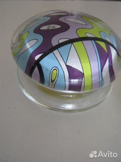 Пустые флаконы духов