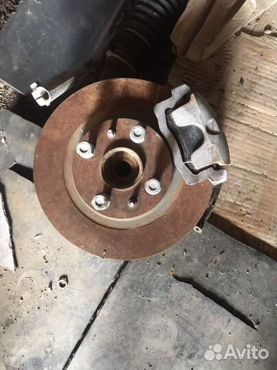 Поворотный кулак гранта