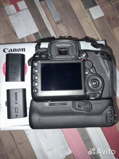 Canon eos 5d mark iv, батарейный блок bg-e20