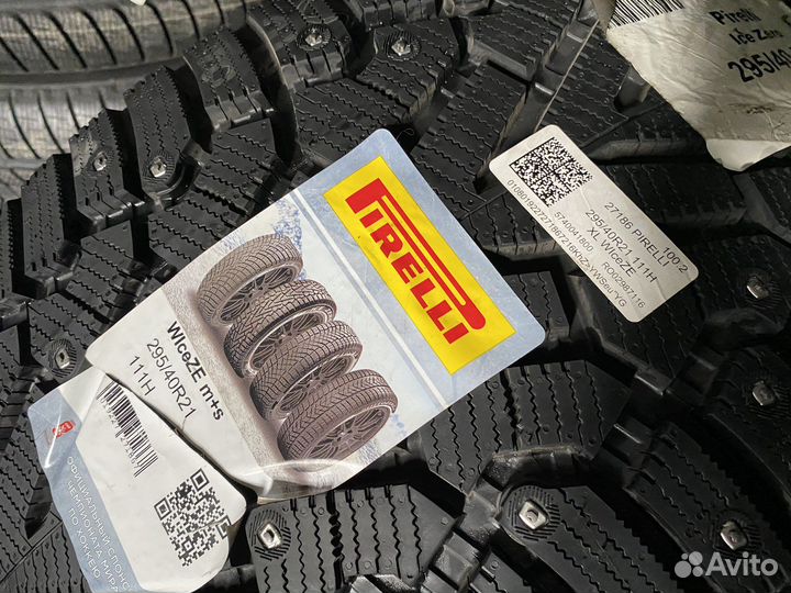 Pirelli Ice Zero 295/40 R21 111H