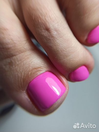 Маникюр педикюр брови