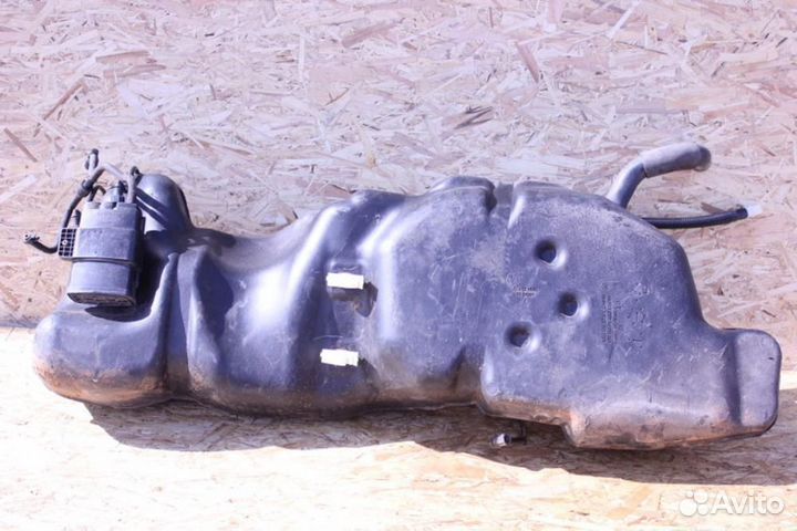 Бак топливный Nissan Tiida c11