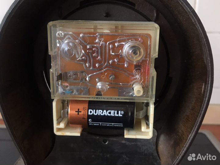 Часы кварцевые янтарь СССР