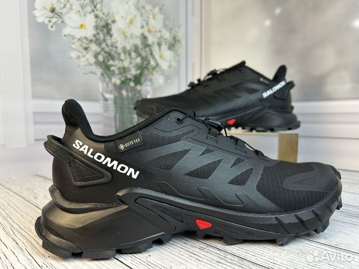 Кроссовки Salomon Gore- Tex