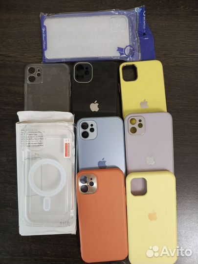 Чехлы на iPhone 11
