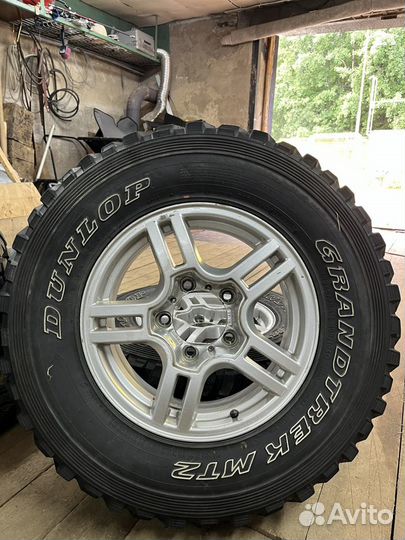 Dunlop Grandtrek MT2 245/75 R16 30E