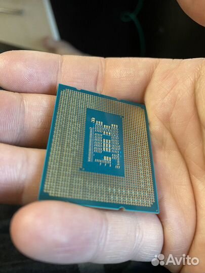 Intel core i3 12100f