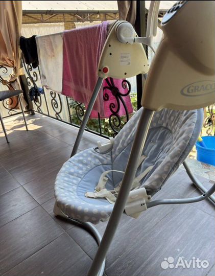Электронные качели graco