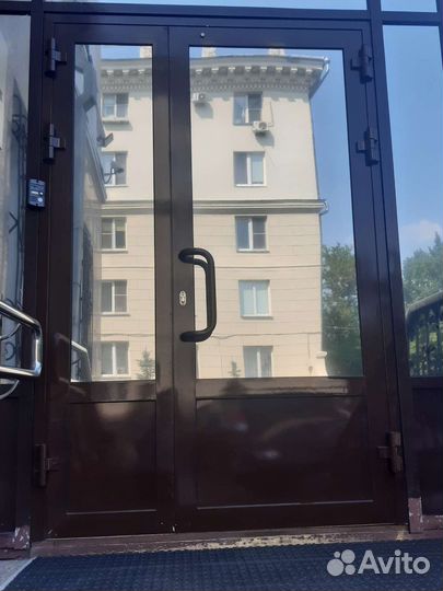 Двери входные алюминиевые