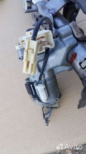 Замок зажигания toyota voxy azr 60