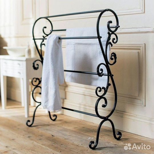 Вешалка напольная