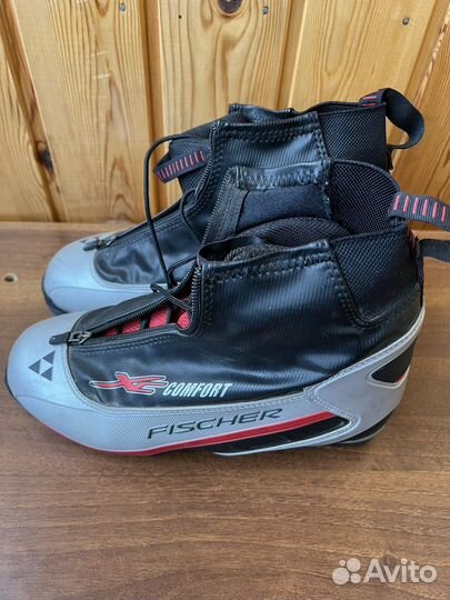Беговые лыжи Fischer с ботинками и палками