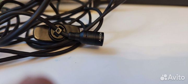 Петличный микрофон Sony ECM-44B