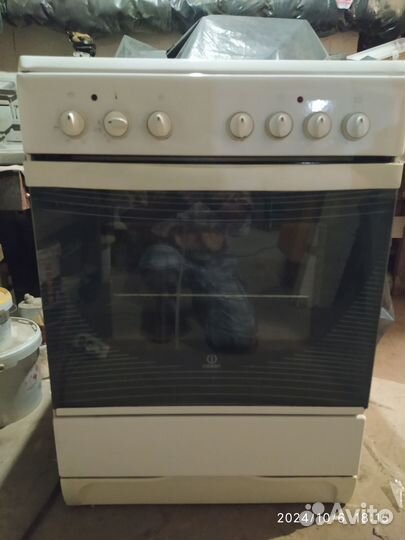 Плита электрическая indesit стеклокерамика