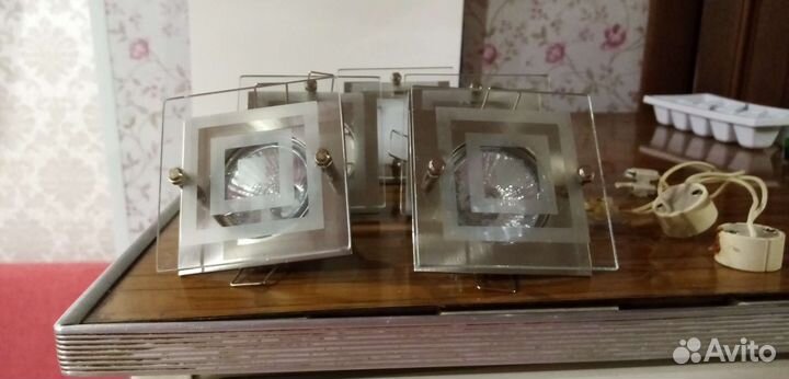 Точечные светильники б/у c лампами