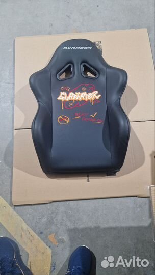 Компьютерное кресло dxracer gladiator