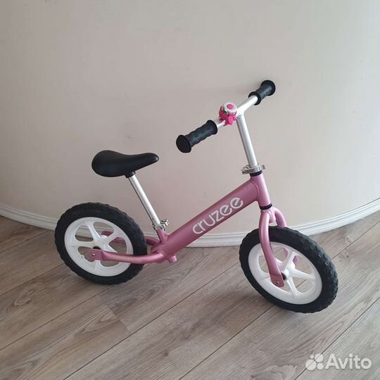 Беговел cruzee pink