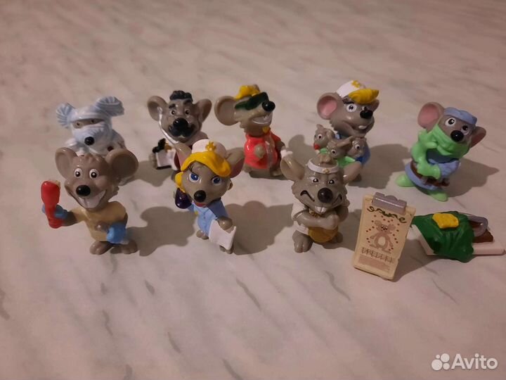 Игрушки из разных серий