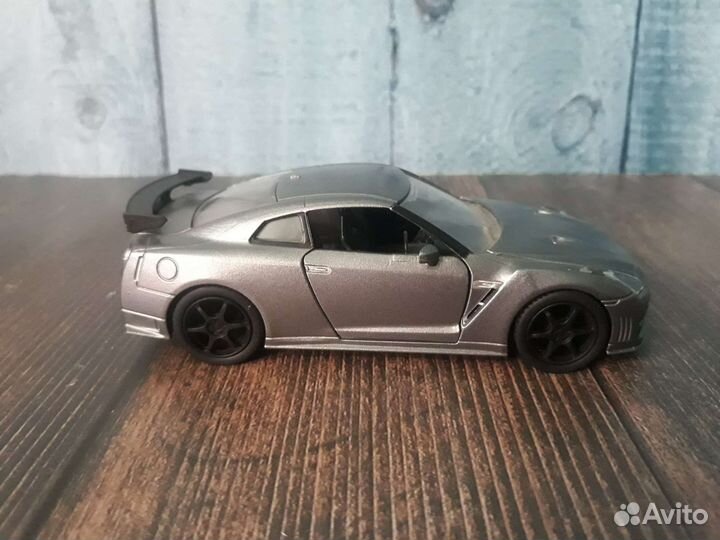 Машинки металлические Kinsmart, RMZ, MSZ