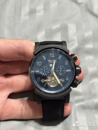 Наручные часы Jaragar