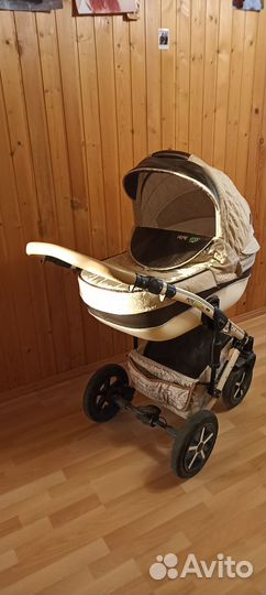 Продам коляску 2 в 1