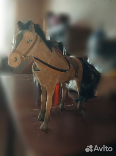 Лошадь игрушка