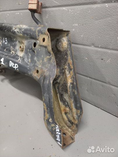 Подрамник передний Skoda Fabia 1