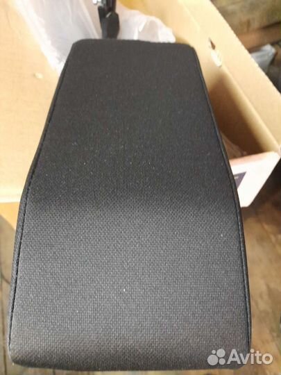 Подлокотники niva 21213-21214 новые