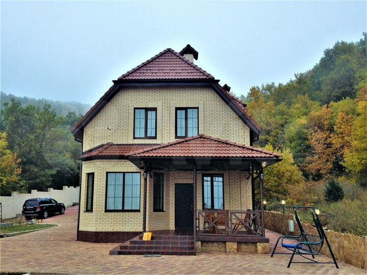 Дом 280 м² на участке 100 сот.