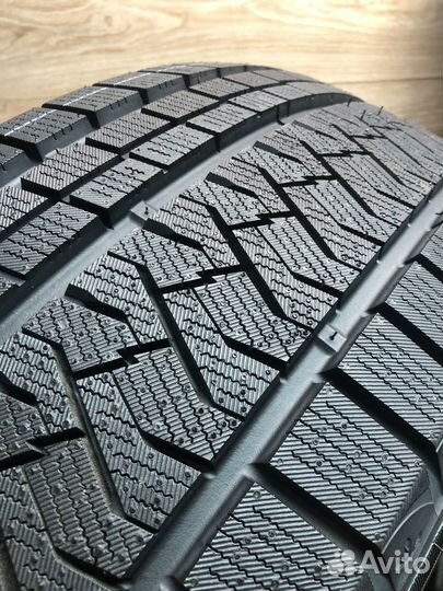 Triangle Snowlink PL02 265/70 R16