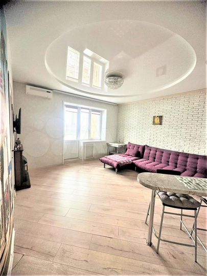 2-к. квартира, 52 м², 15/16 эт.