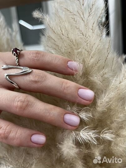 Маникюр педикюр