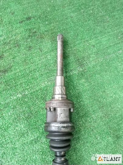 Привод передний правый nissan AD