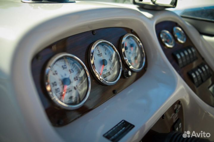 Катер chaparral 255 SSI