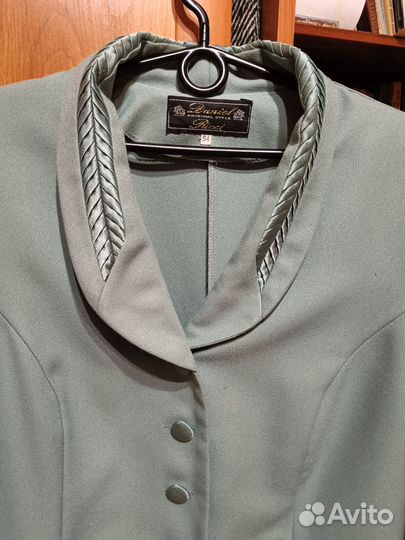 Костюм женский с юбкой 56 размер