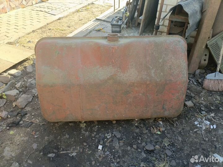 Топливный бак