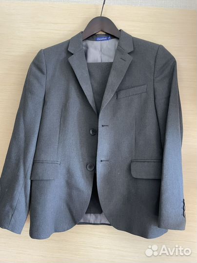 Школьный костюм для мальчика 134-140, рубашки