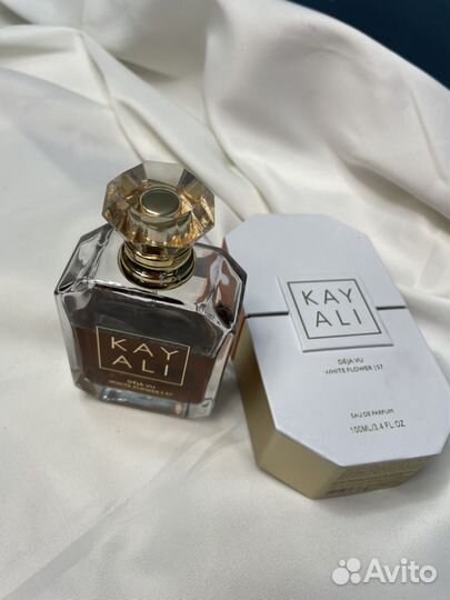 Déjà Vu White Flower 57 Kayali Fragrances парфюм