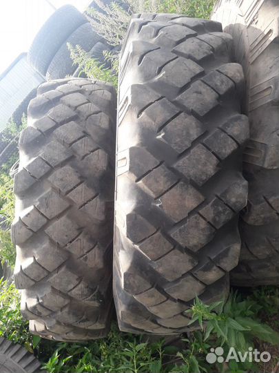 Омскшина М-93 12.00/70 R20