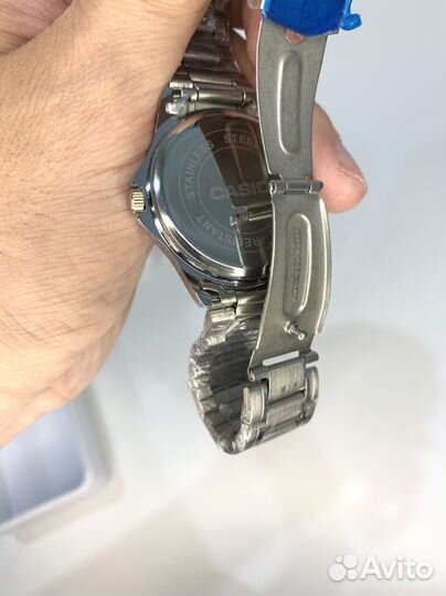 Часы Casio quartz