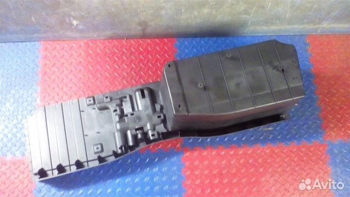 Ниша под акб BMW X5 E70