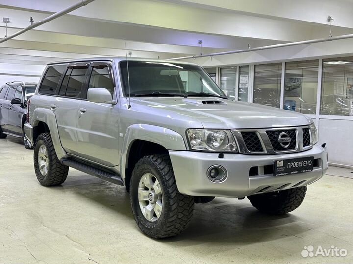 Nissan Patrol 3.0 AT, 2004, 217 000 км