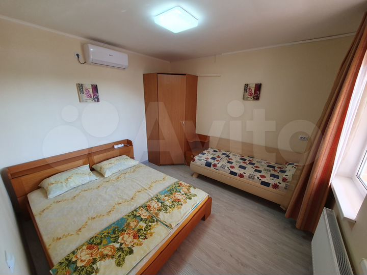 Комната 20 м² в 1-к., 1/2 эт.