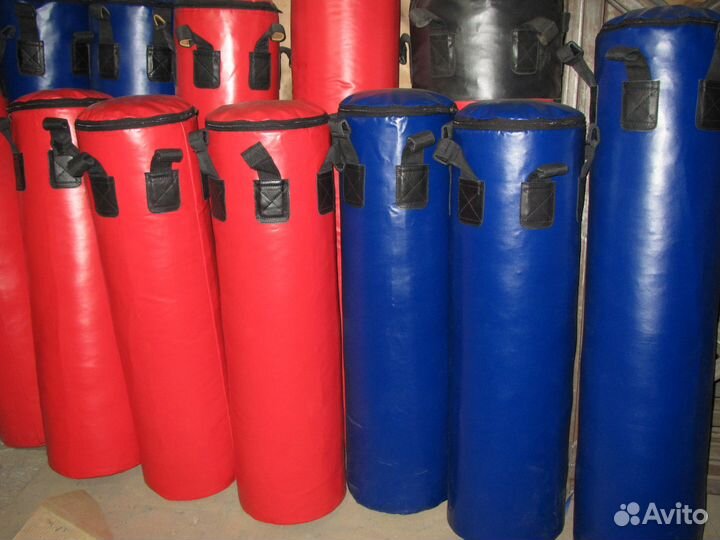 Продам боксерский мешок (новые), шлема.перчатки