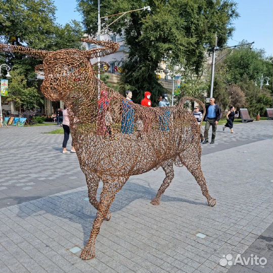 Фигурки из металлической проволоки