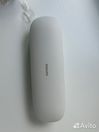 Электрическая зубная щетка philips sonicare