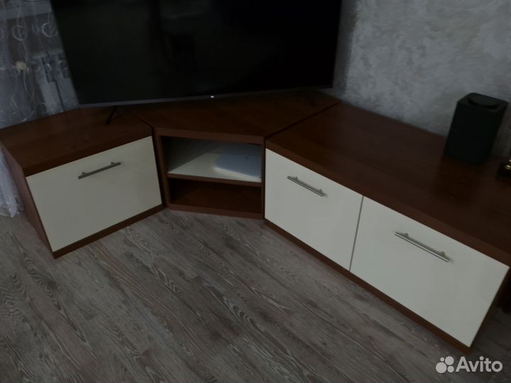 Стенка в гостиную со шкафом под тв бу