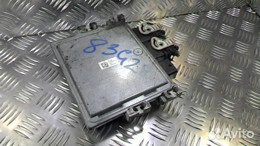 Блок управления двс ford mondeo 4 (83G28PC01)