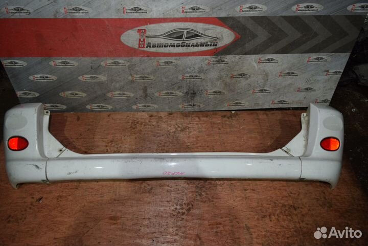 Бампер зад c Toyota Funcargo NCP20 2NZ-FE