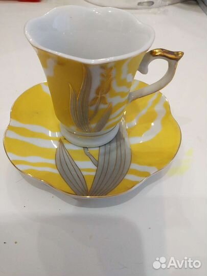 Чашка с блюдцем для кофе